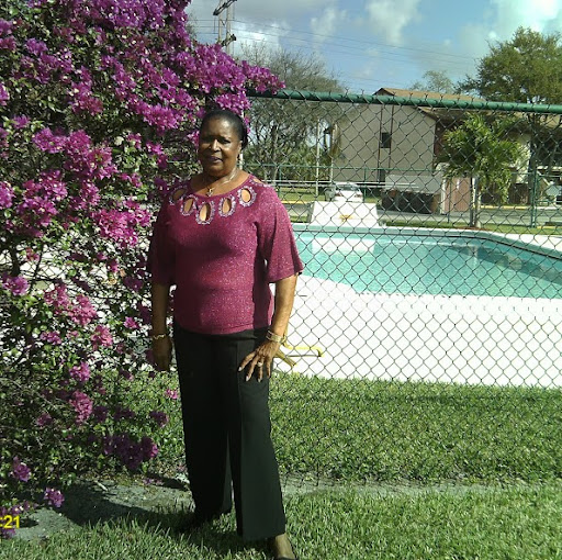Marie Hayes Photo 43