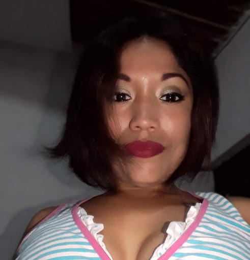 Adela Perez Photo 34