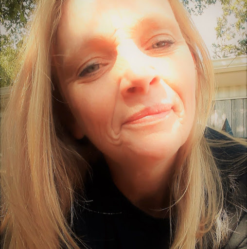 Carolyn Stapleton Photo 27