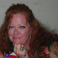 Shelley Holmes Photo 31