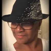 Gwen Mitchell Photo 20