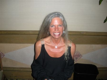 Kim Locke Photo 17