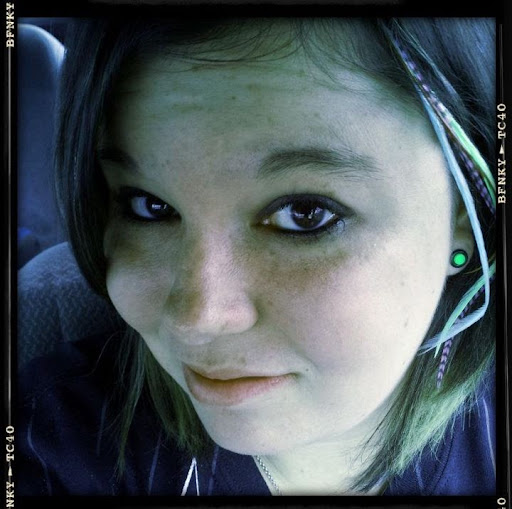 Amanda White Photo 26