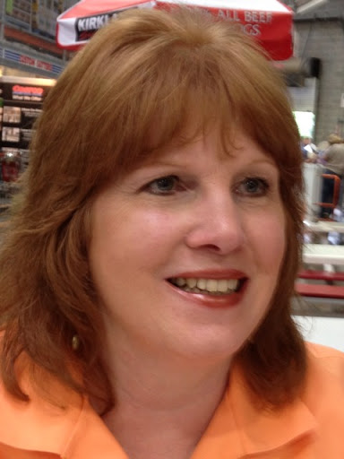 Robyn Barnett Photo 7
