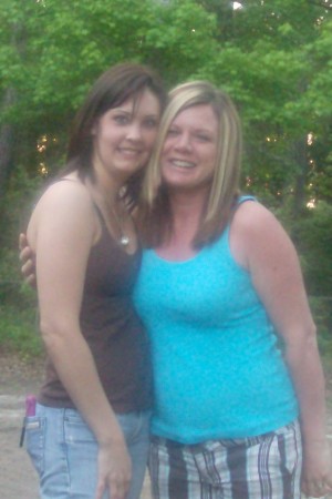 Tonya Lowe Photo 19