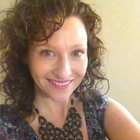 Michelle Schulze Photo 18