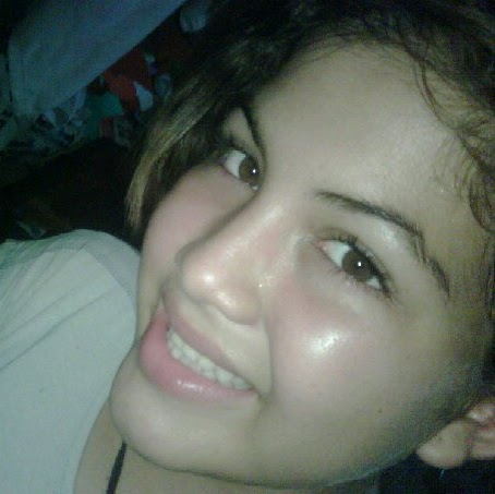 Michelle Santos Photo 21
