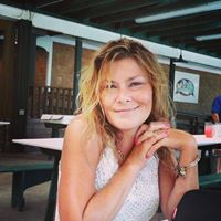 Kimberly Lacombe Photo 5