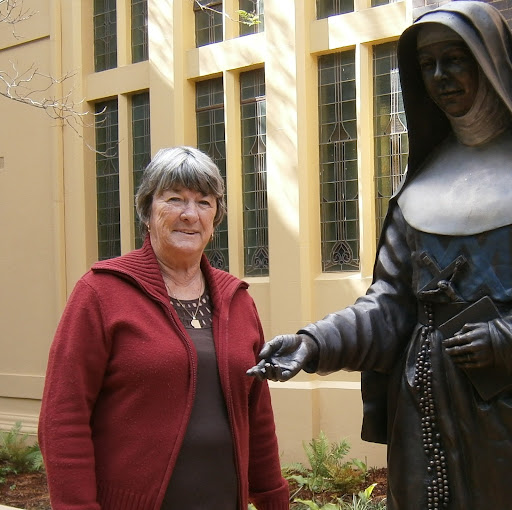 Kathleen Evans Photo 11