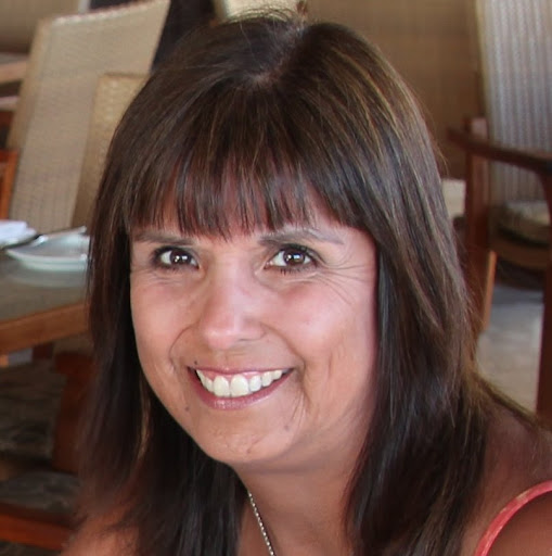 Gloria Perry Photo 26