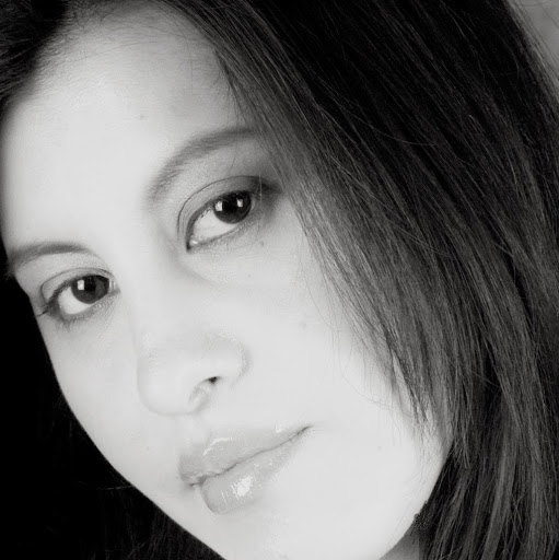 Carol Granados Photo 13