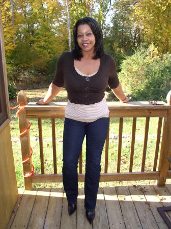 Joanne Sanders Photo 30