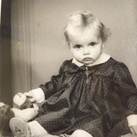 Claire Platt Photo 4