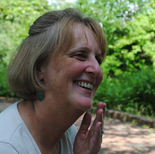 Sue Watkins Photo 25