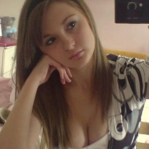 Rebecca Leon Photo 11