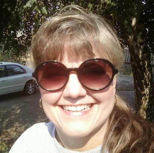 Sandy Cole Photo 17