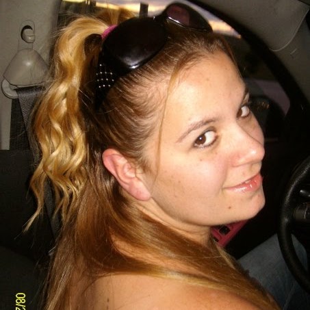 Angela Sweeney Photo 28