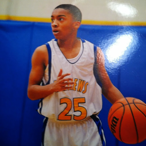 Tony Robinson Photo 8