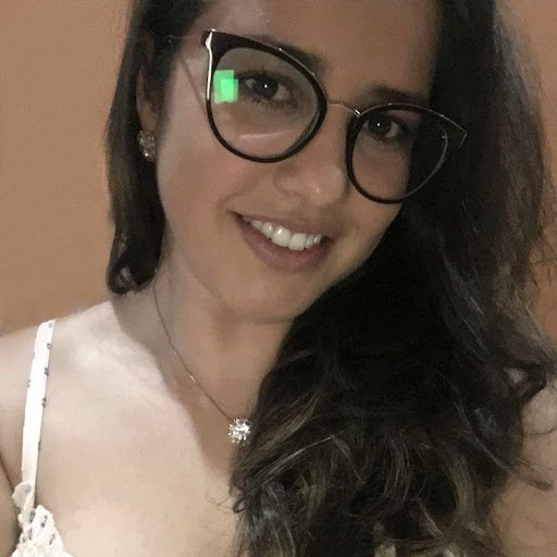 Julia Pinto Photo 17