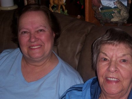 Donna Thompson Photo 34