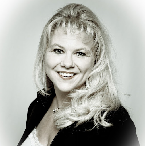 Jodi Walker Photo 23