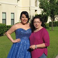 Veronica Gomez Photo 8