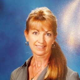 Mary Hudgins Photo 19