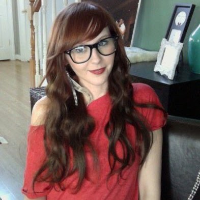 Courtney Simon Photo 17
