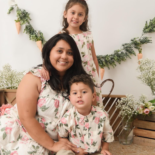 Katherine Ramirez Photo 20