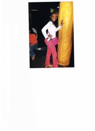 Jennifer Reddick Photo 6