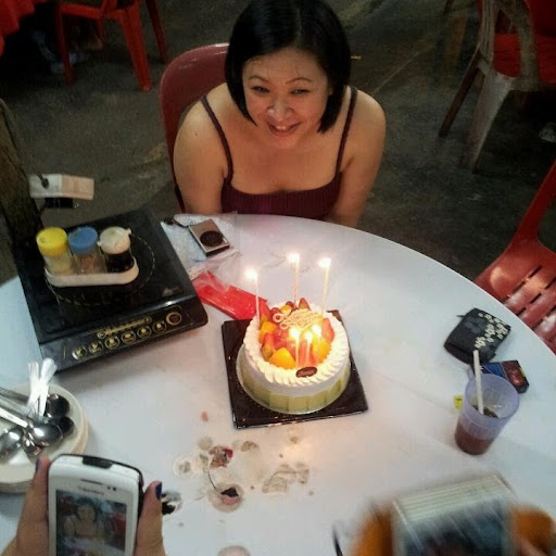 Marie Lim Photo 28