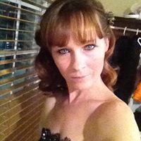 Martha Bond Photo 10