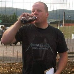 Andrew Savage Photo 25