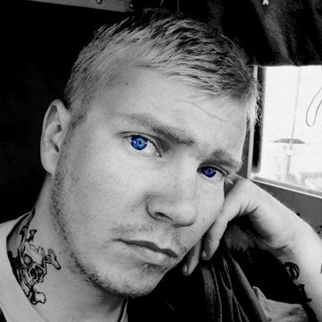 Michael Feather Photo 19