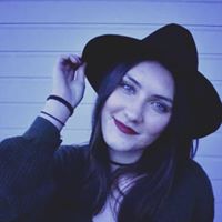 Sarah Scharf Photo 6