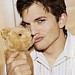 Christopher Kutcher Photo 26
