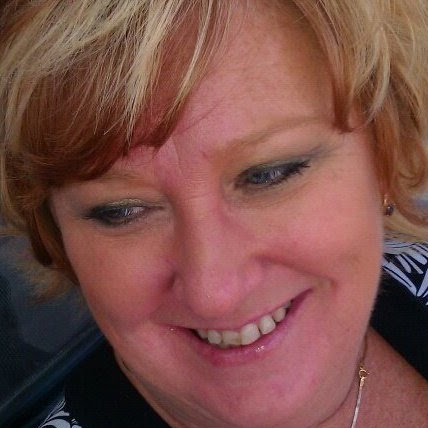Donna Maxwell Photo 32