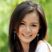 Cassandra Carlson Photo 19