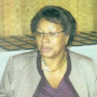 Pauline Reid Photo 15