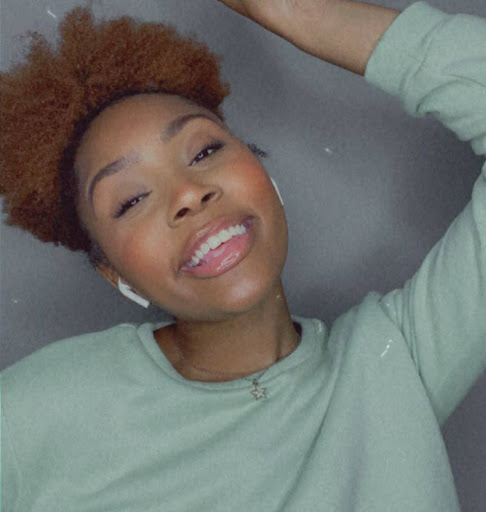 Faith Oliver Photo 22