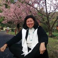 Caroline Rosales Photo 11
