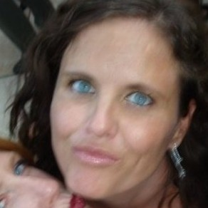 Heidi Davies Photo 31