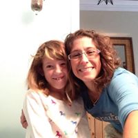 Nicole Miles Photo 30