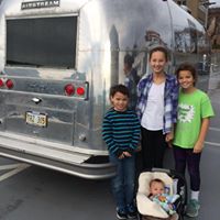 Julie Banks Photo 27