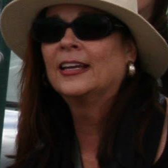 Mary Schneider Photo 35