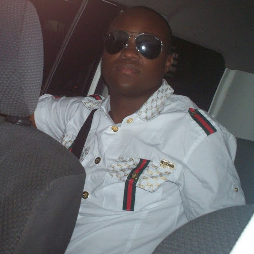 Gregory Gordon Photo 35