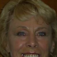 Ellen Summers Photo 15