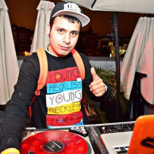 Steven Gomez Photo 18