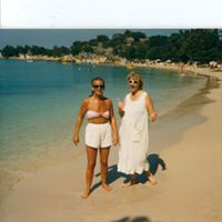 Deborah Martineau Photo 17