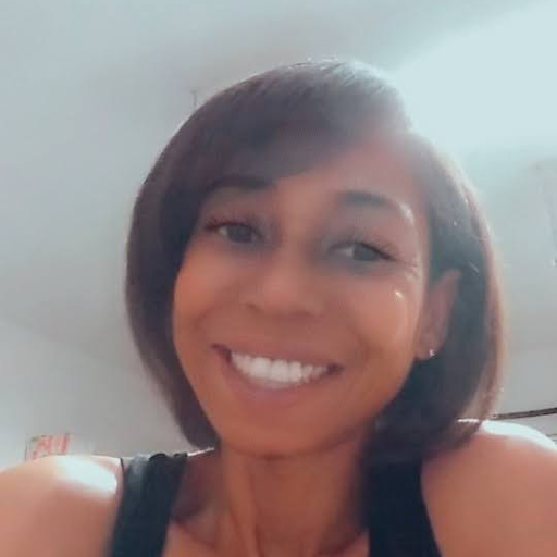 Regina Rhodes Photo 28